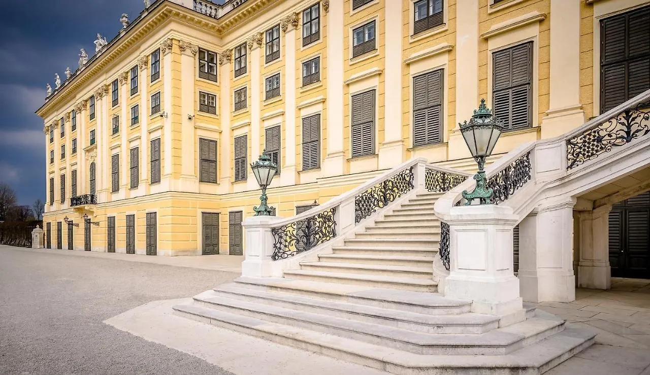Vienna Chic Residences #Suite 15